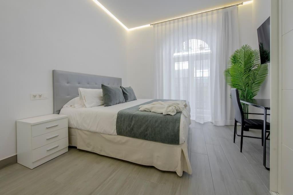 Suara Apartamentos 2 Мадрид Экстерьер фото