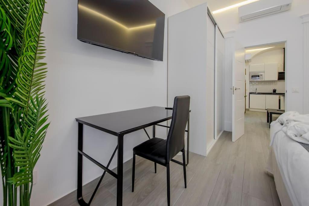 Suara Apartamentos 2 Мадрид Экстерьер фото
